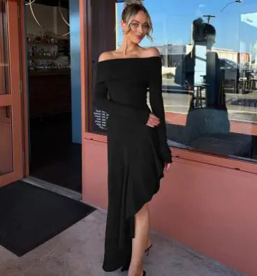 Off-Shoulder Etuikleid